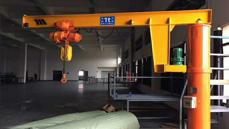 小型起重机改造定做：如何根据实际需求定制高效解决方案